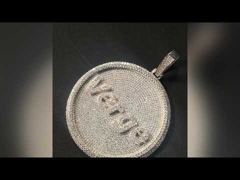 disc necklace