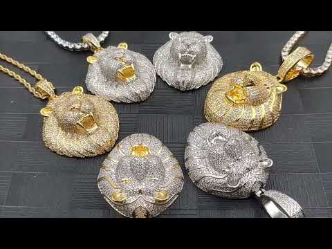 Lion pendant necklace